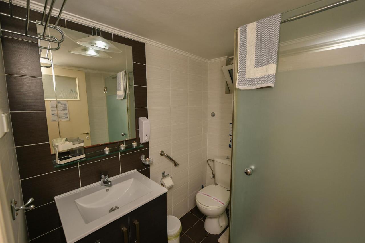 Lida Apartments Каламата Екстер'єр фото