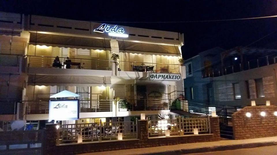 Lida Apartments Каламата Екстер'єр фото